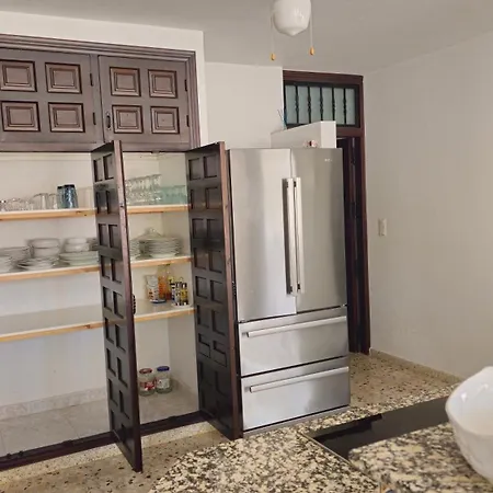 Casa Vacacional Ruby En Crevillente, Alicante * Crevillent